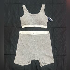 gap body lounge set